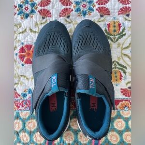 TIEM cycle shoes